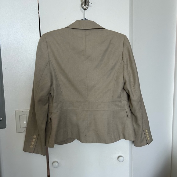 Blazer - Picture 3 of 4